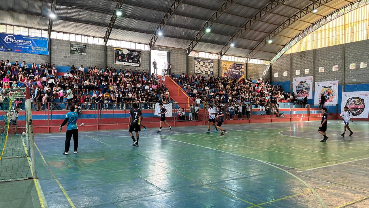 Tangará fica fechado durante o Carnaval e passa por mutirão de limpeza